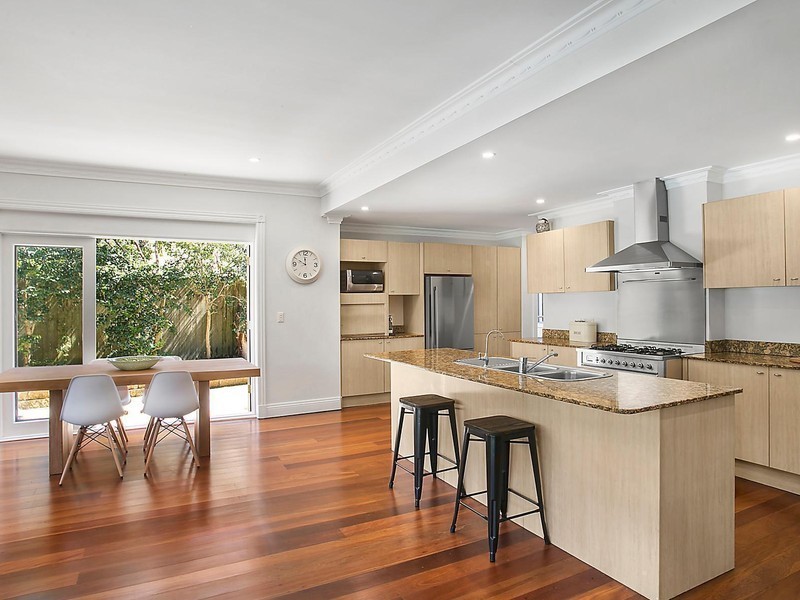 33 Barcoo Street, Roseville NSW 2069