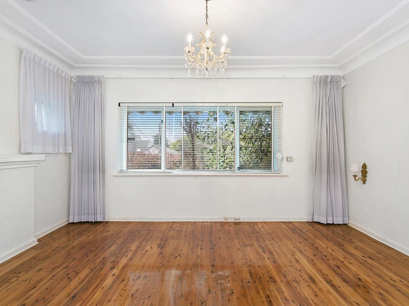 12 Loorana Street, Roseville Chase NSW 2069