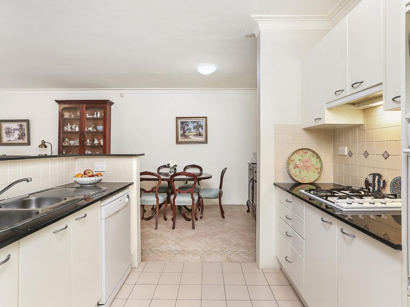 12/2 Eddy Road, Chatswood NSW 2067