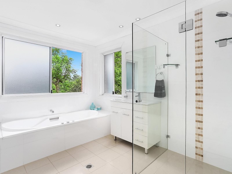 24 Bungalow Avenue, Pymble NSW 2073