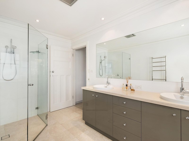 43 Bancroft Avenue, Roseville NSW 2069