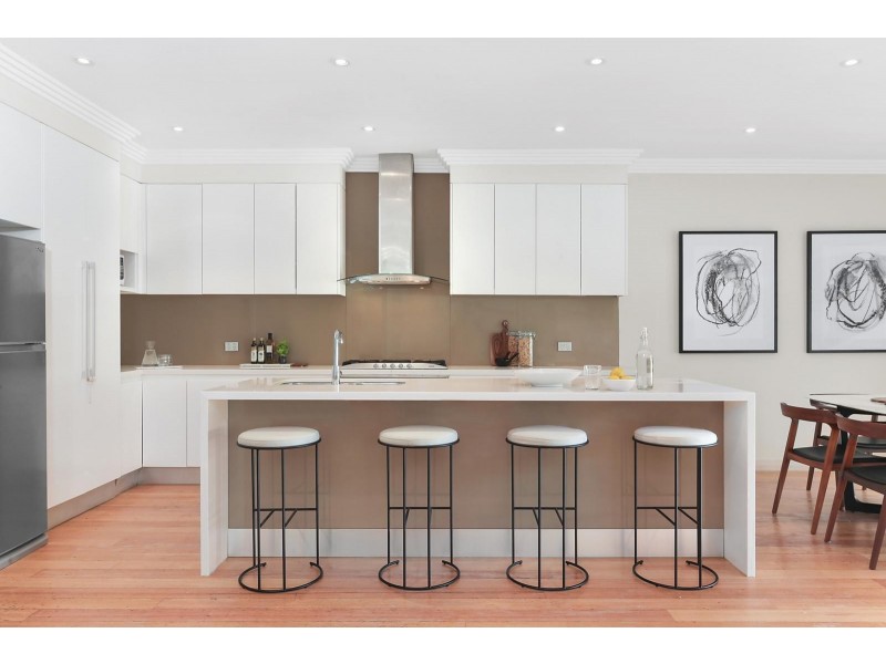 25 Wambool Street, Turramurra NSW 2074