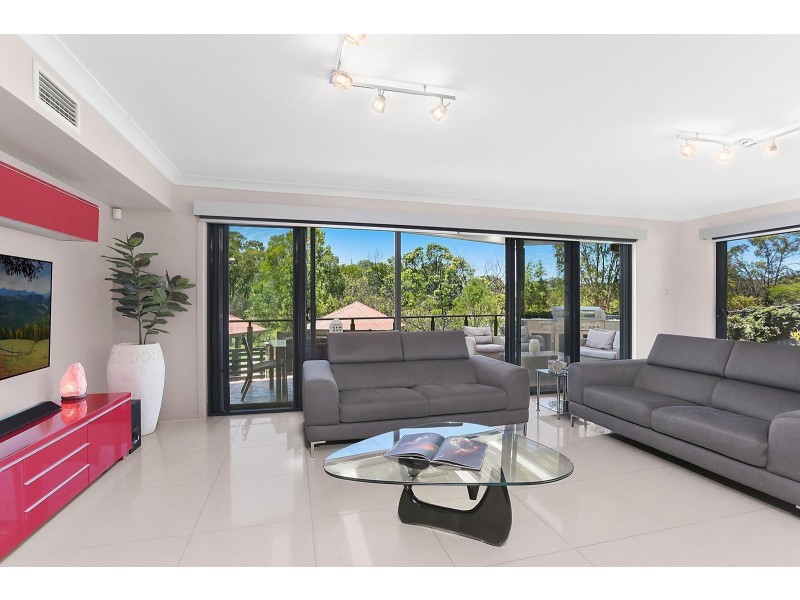 34 Carnarvon Drive, Frenchs Forest NSW 2086