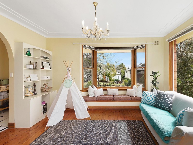 22 Alkoomie Avenue, Forestville NSW 2087