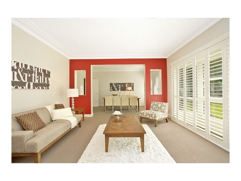 16 Warrabina Avenue, St Ives NSW 2075
