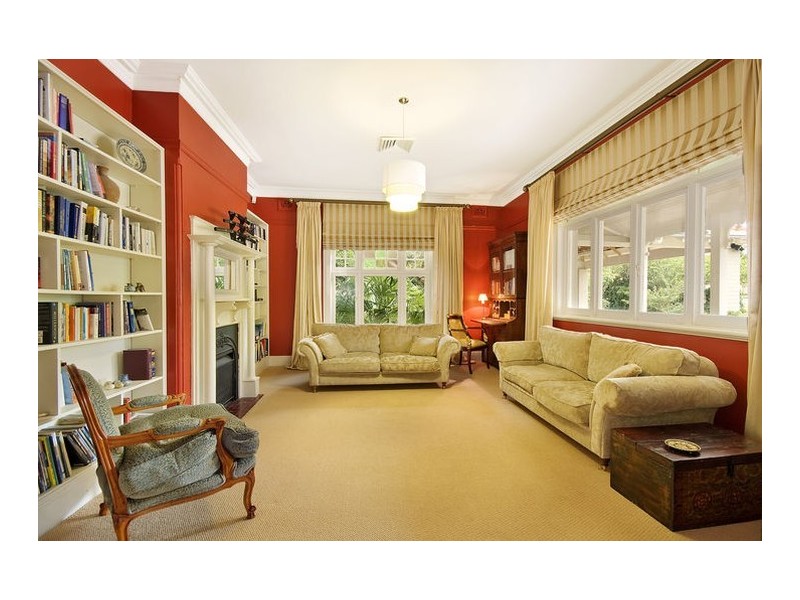 77 Shirley Road, Roseville NSW 2069