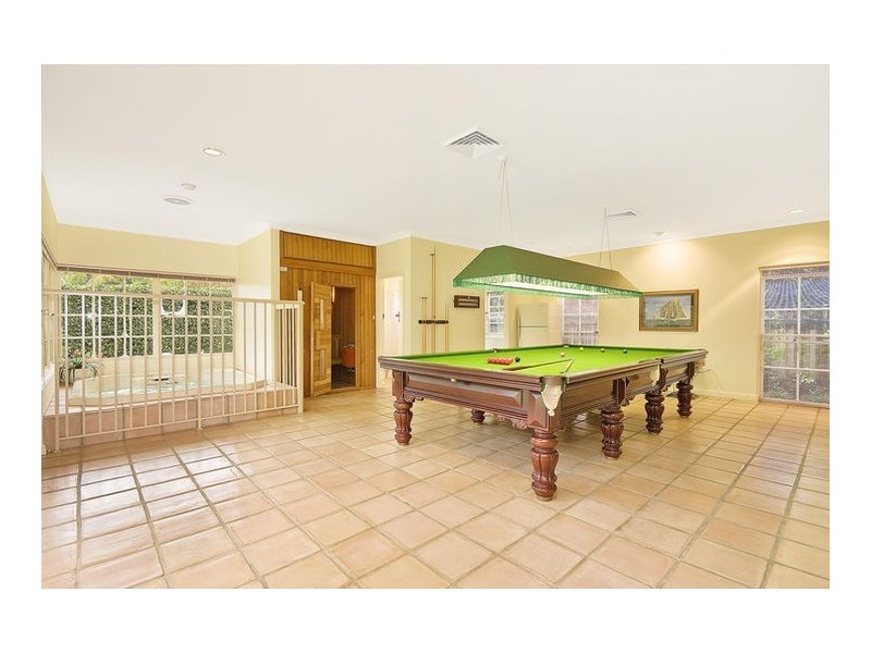 18 Hastings Road, Warrawee NSW 2074