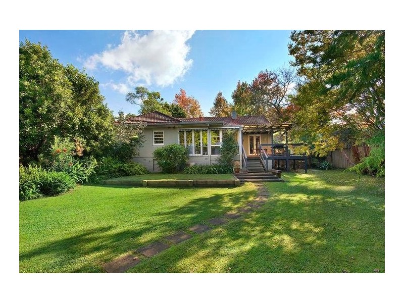 13 Winton Street, Warrawee NSW 2074