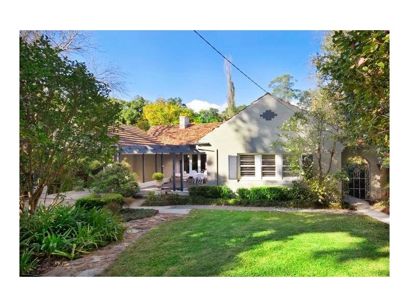 13 Winton Street, Warrawee NSW 2074