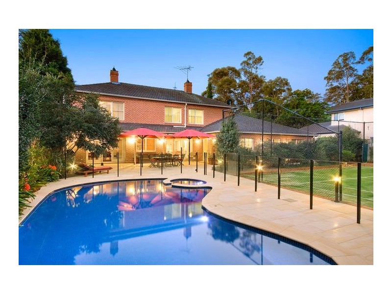 16 Ayres Road, St Ives NSW 2075