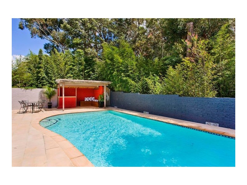 18 Bedford Avenue, Turramurra NSW 2074