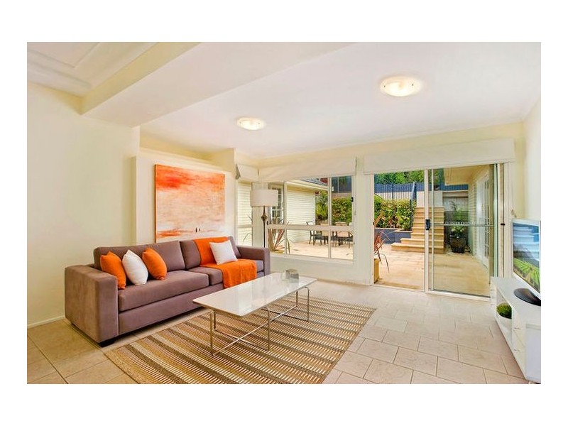 18 Bedford Avenue, Turramurra NSW 2074