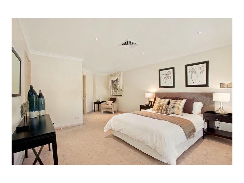 4 Boronga Avenue, West Pymble NSW 2073