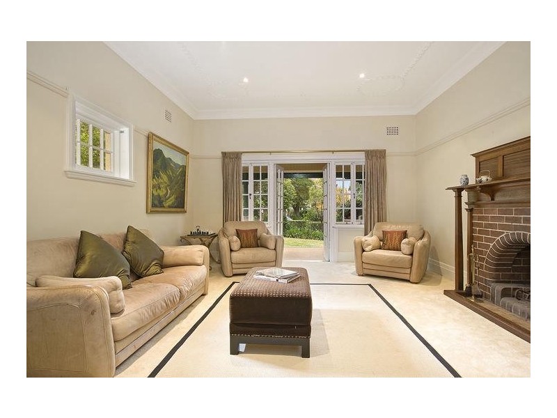 16 The Grove, Roseville NSW 2069