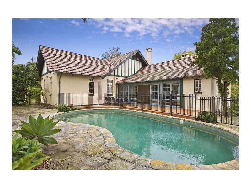 16 The Grove, Roseville NSW 2069