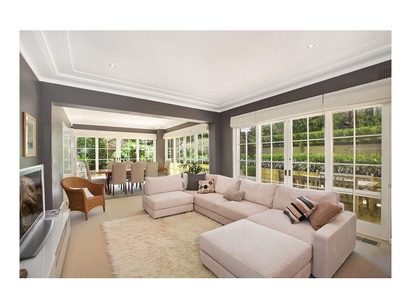 9 Fairway Avenue, Pymble NSW 2073