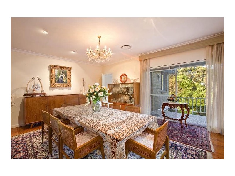 27 Covelee Circuit, Middle Cove NSW 2068