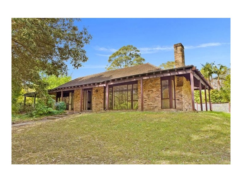 2 Lowry Crescent, St Ives NSW 2075
