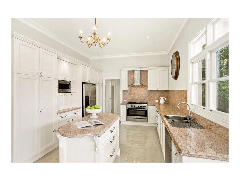 51 Bancroft Avenue, Roseville NSW 2069