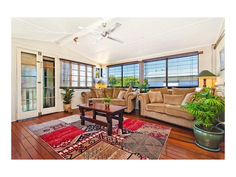 17 Cavan Street, Annerley QLD 4103