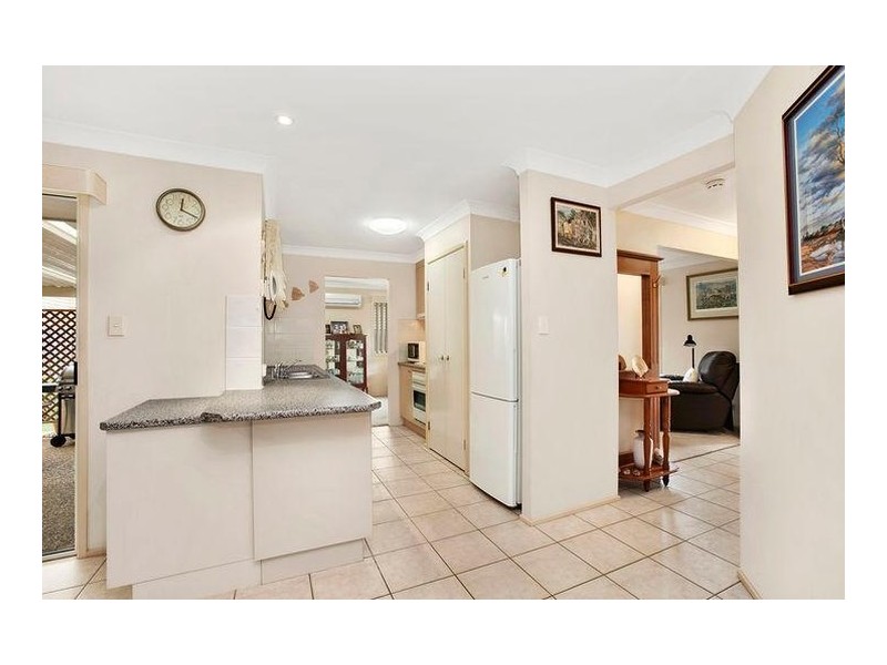 2 Camdre Court, Cleveland QLD 4163