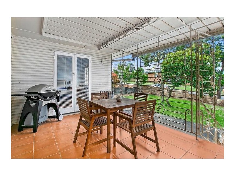 157 Dahlia Street, Cannon Hill QLD 4170