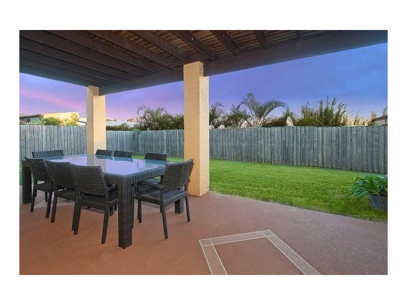 12 Clarance Street, Wakerley QLD 4154