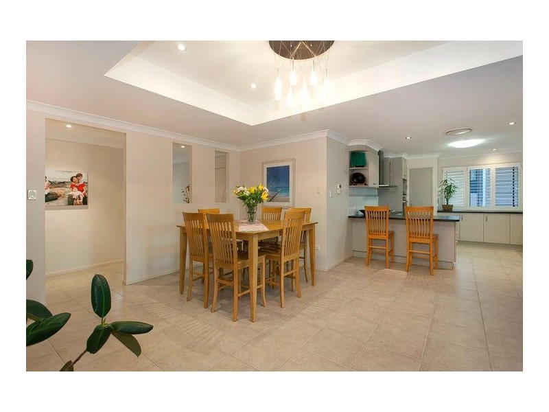 12 Clarance Street, Wakerley QLD 4154