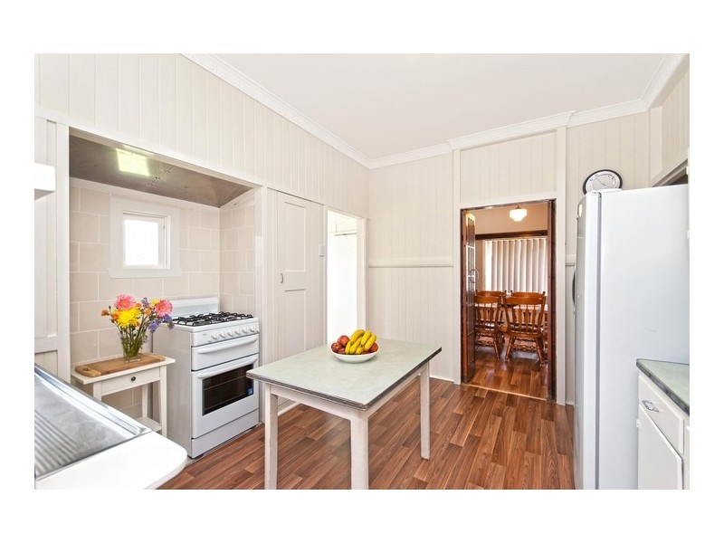 37 Aubigny Street, Annerley QLD 4103