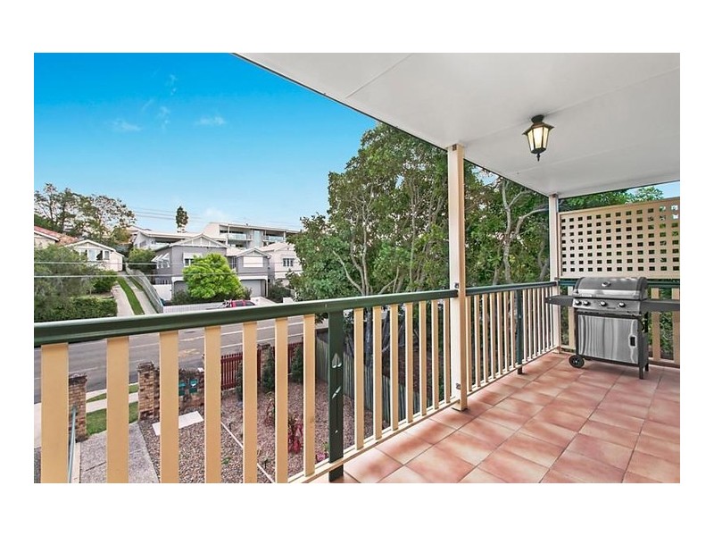 4/73 Pembroke Road, Coorparoo QLD 4151