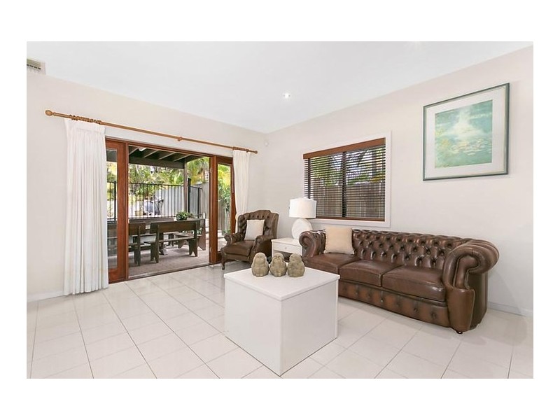 163 McIlwraith Avenue, Norman Park QLD 4170