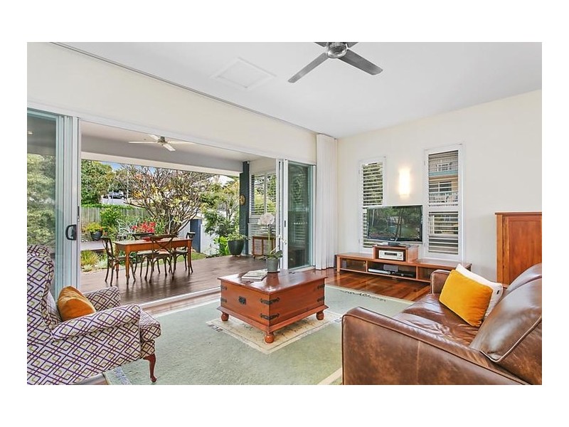 44 Dutton Street, Hawthorne QLD 4171