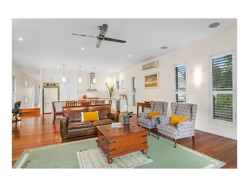 44 Dutton Street, Hawthorne QLD 4171