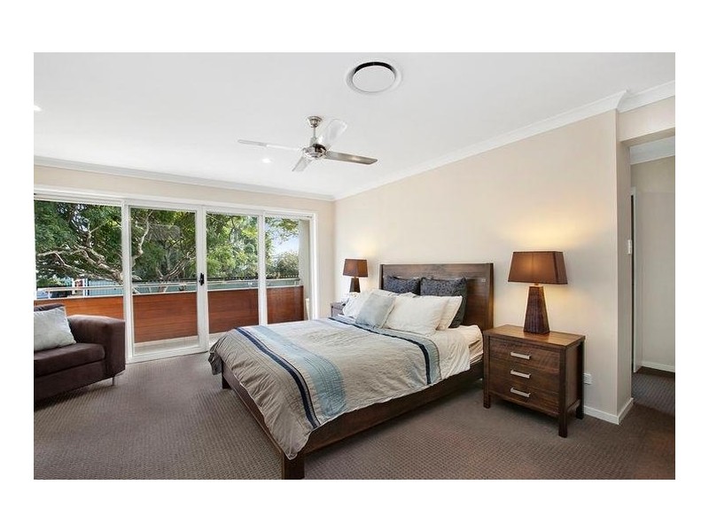 16 Shelley Street, Cannon Hill QLD 4170