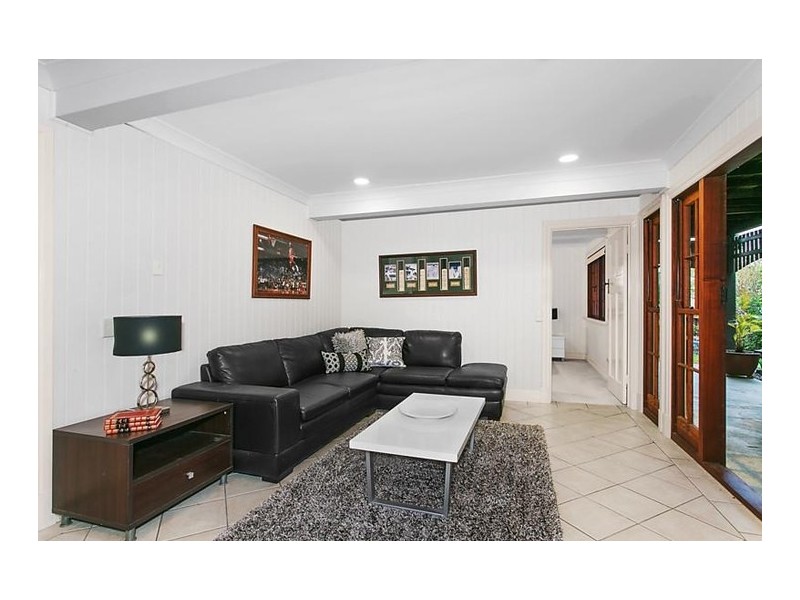 25 Illidge Street, Coorparoo QLD 4151