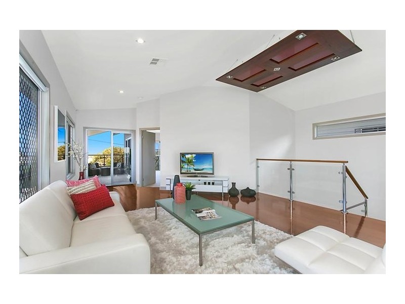 74 Coventry Street, Hawthorne QLD 4171