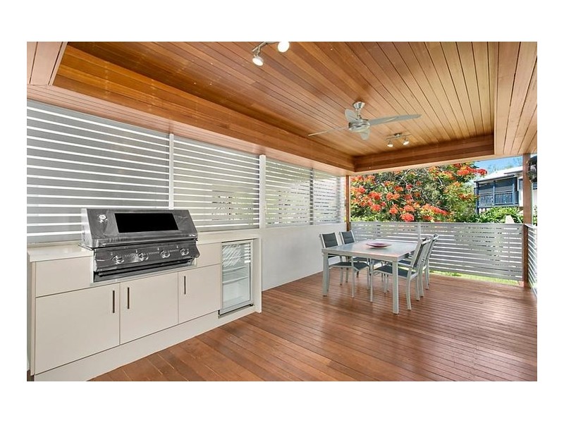 28 Orchard Street, Hawthorne QLD 4171