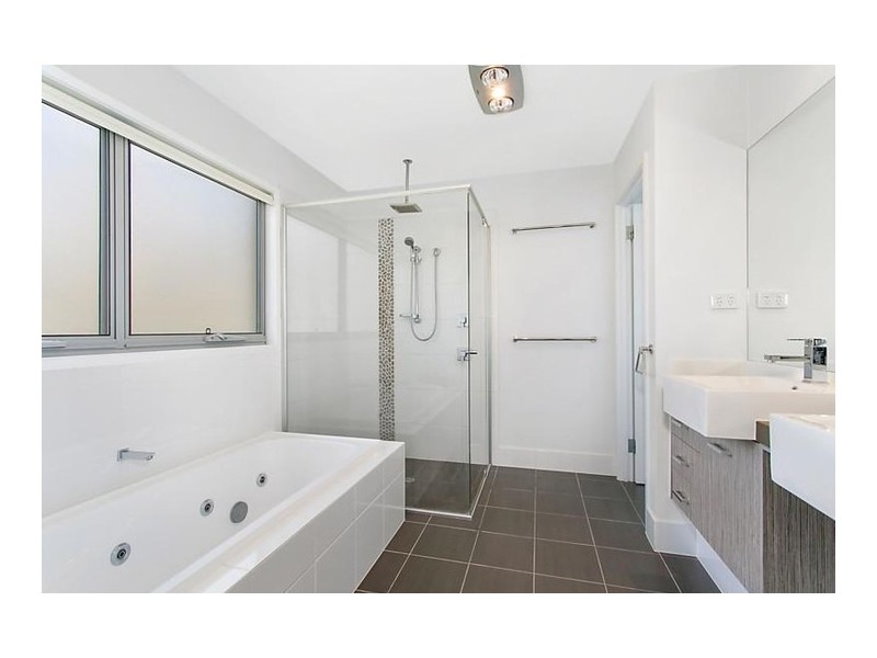 28 Orchard Street, Hawthorne QLD 4171