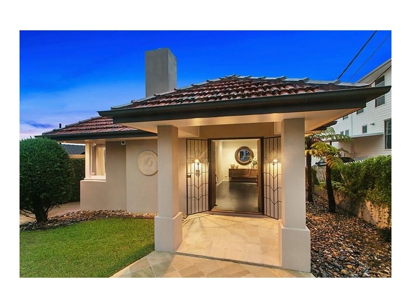 68 Wylie Avenue, Coorparoo QLD 4151