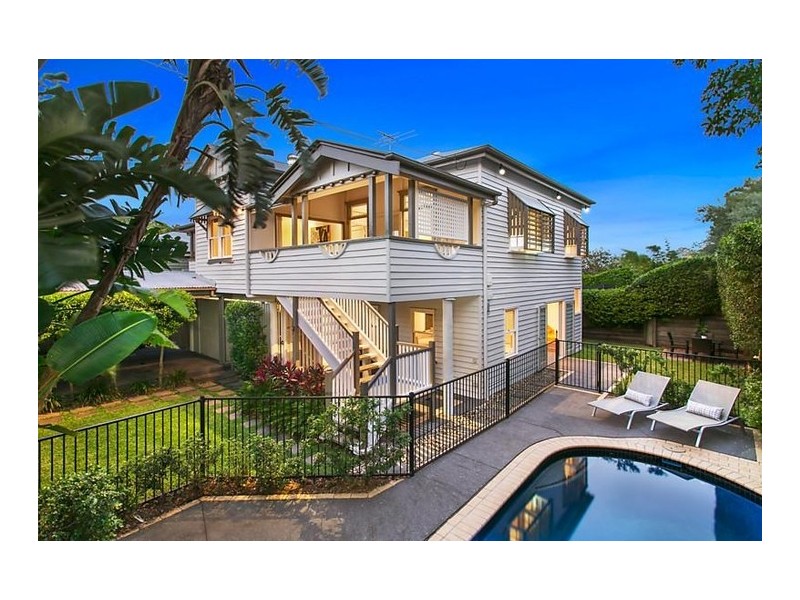 47 Philip Street, Hawthorne QLD 4171