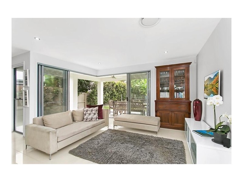 6 Cowper Street, Bulimba QLD 4171