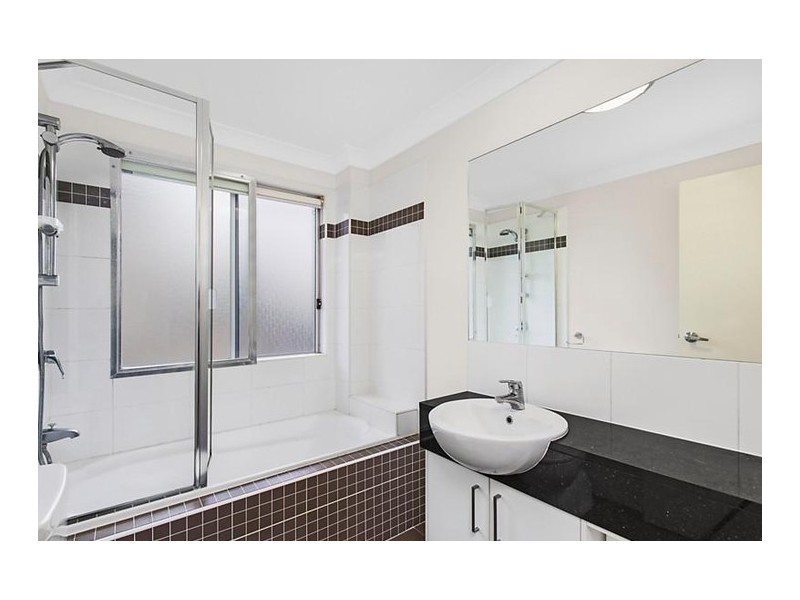 8/78 Melton Road, Nundah QLD 4012