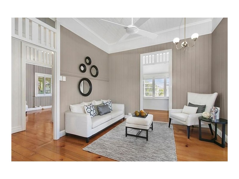24 Forbes Street, Hawthorne QLD 4171