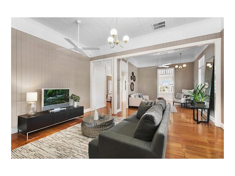 24 Forbes Street, Hawthorne QLD 4171