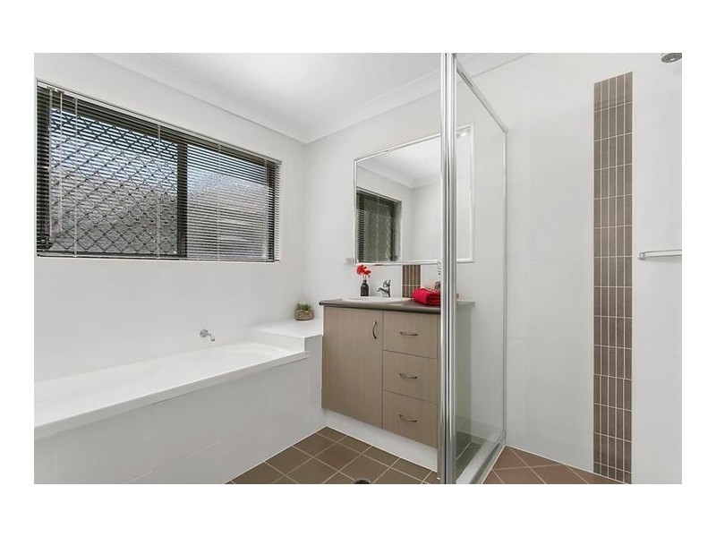12 Fatima Place, Calamvale QLD 4116