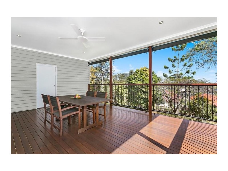 30 Lade Street, Coorparoo QLD 4151