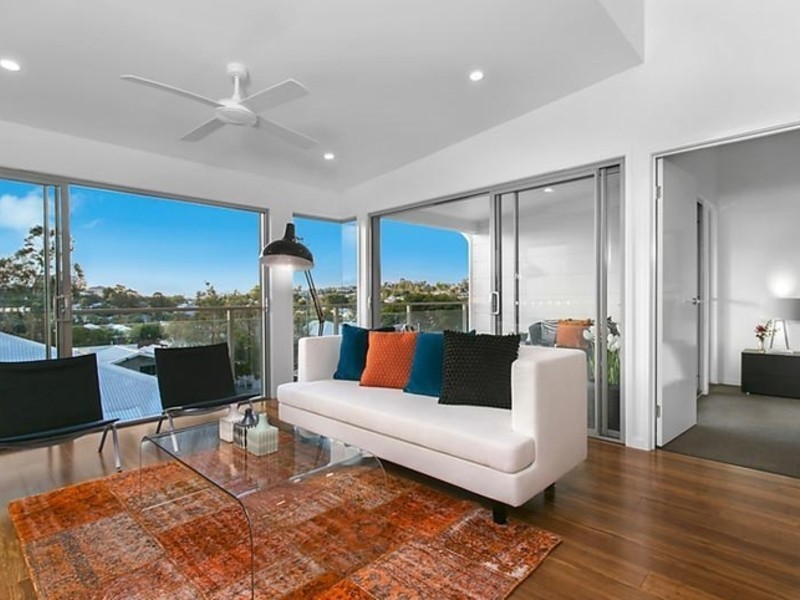 47 Thackeray Street, Norman Park QLD 4170