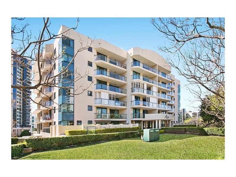 27/45 Deakin Street, Kangaroo Point QLD 4169