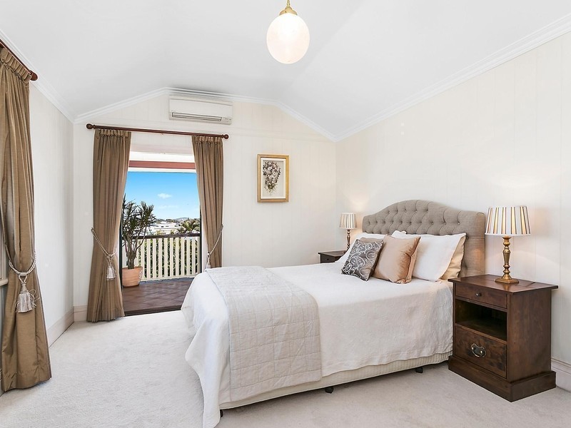 9 Bulimba Street, Bulimba QLD 4171