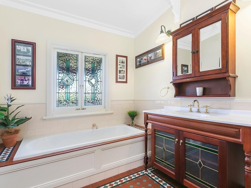 9 Bulimba Street, Bulimba QLD 4171